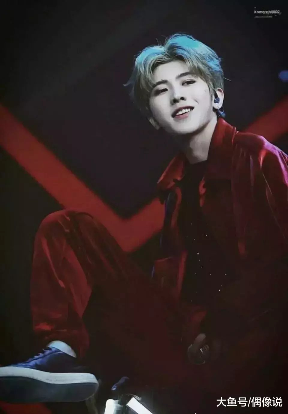 王俊凯和蔡徐坤的颜值不分上下, 但身高差距却