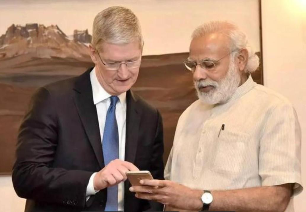 印度给苹果立规矩？猪养肥了就得宰杀。曾经你侬我侬，哭喊着要把苹果产业链迁移