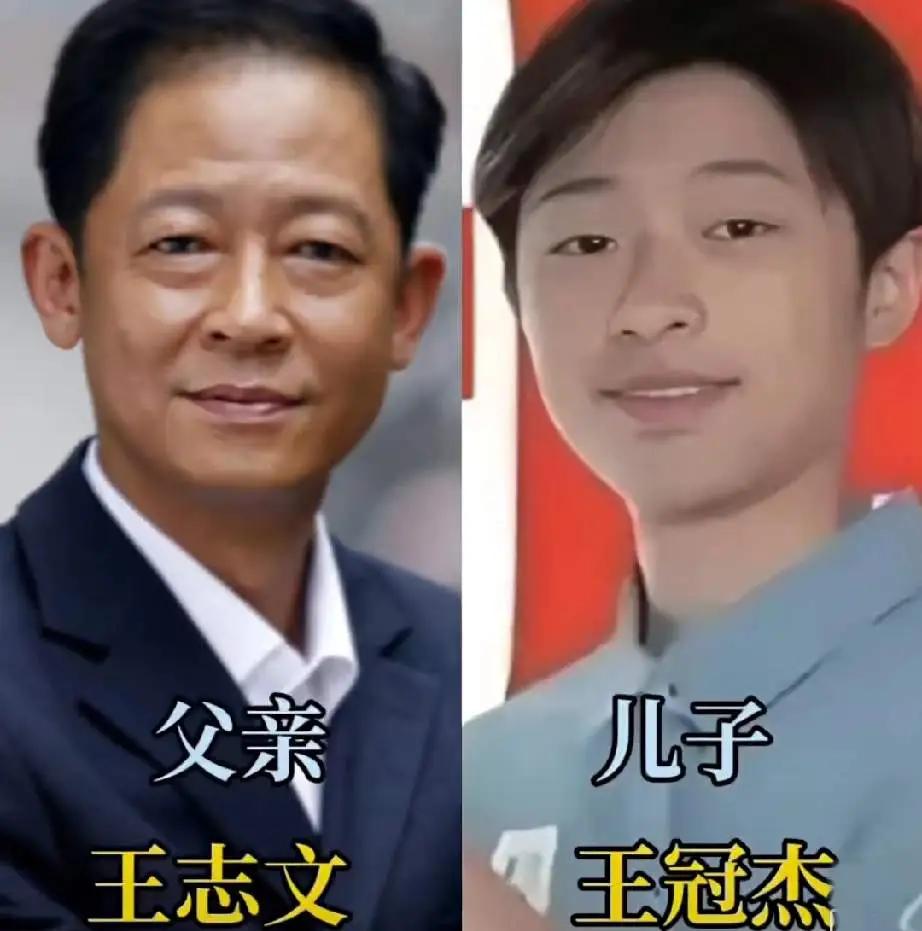娱乐圈几组明星父子同框，完美复刻父辈颜值，父亲当年俊朗不凡，儿子如今风采依旧，强