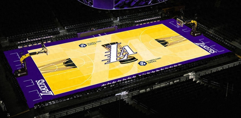洛杉矶湖人官方宣布，经NBA杯地板供应商的技术人员判定，球队的NBA杯特制专属地