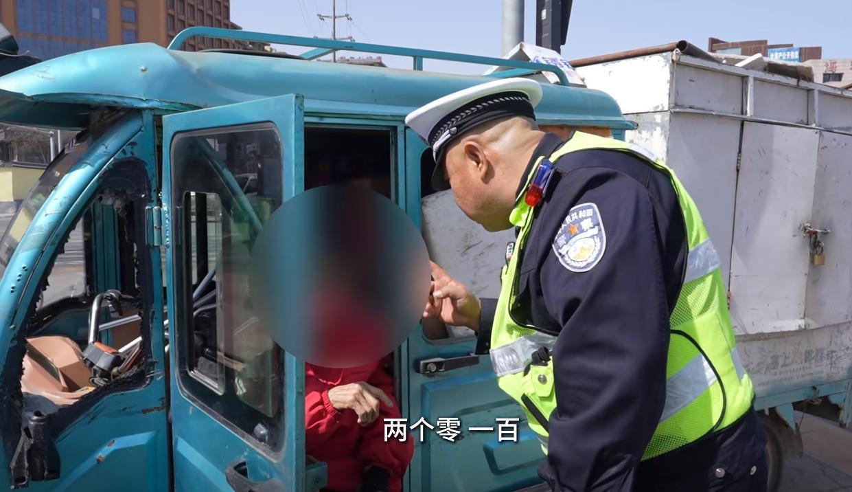 4月3日，宁夏银川，100岁老奶奶开电动车出行，结果撞人了！可没想到，在对方报警