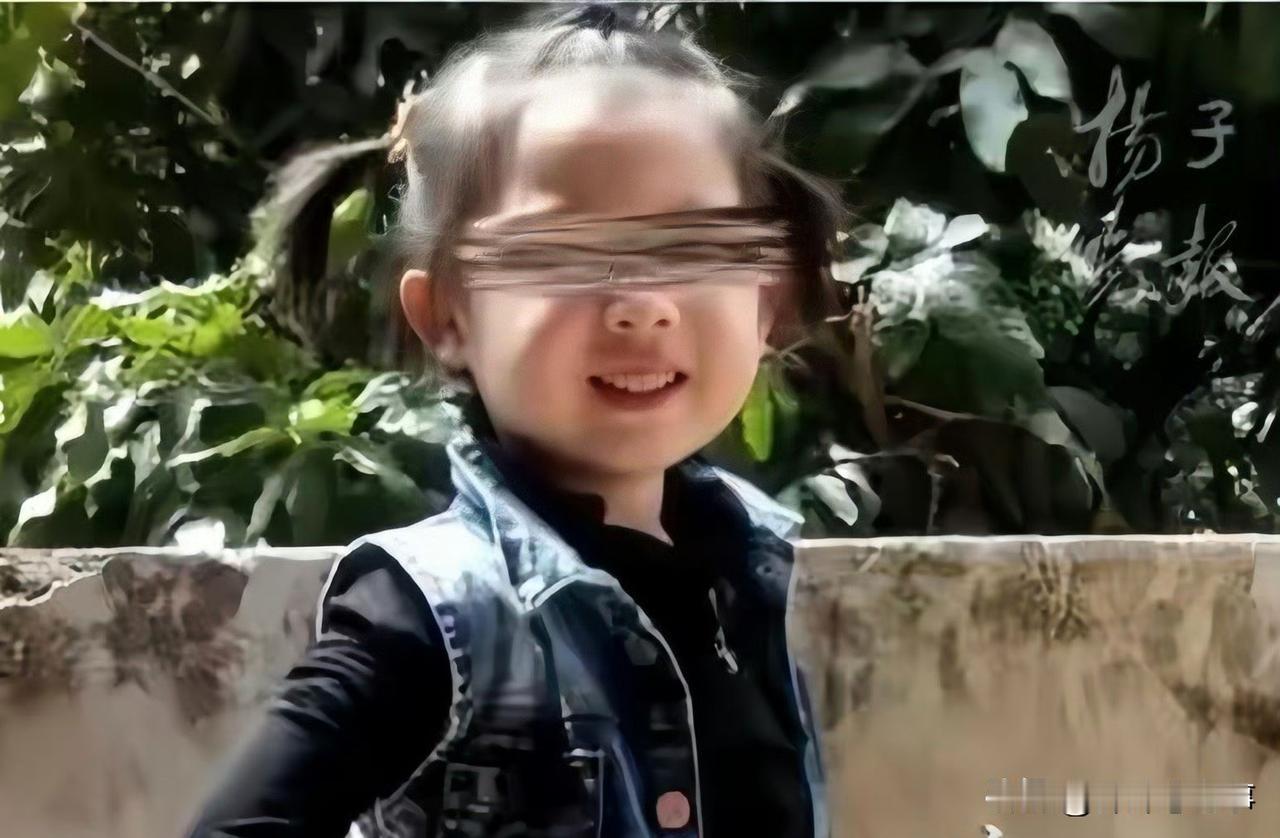 你能想象吗？一个12岁的孩子，在本该无忧无虑的年纪，却在自己家里经历了长达17天