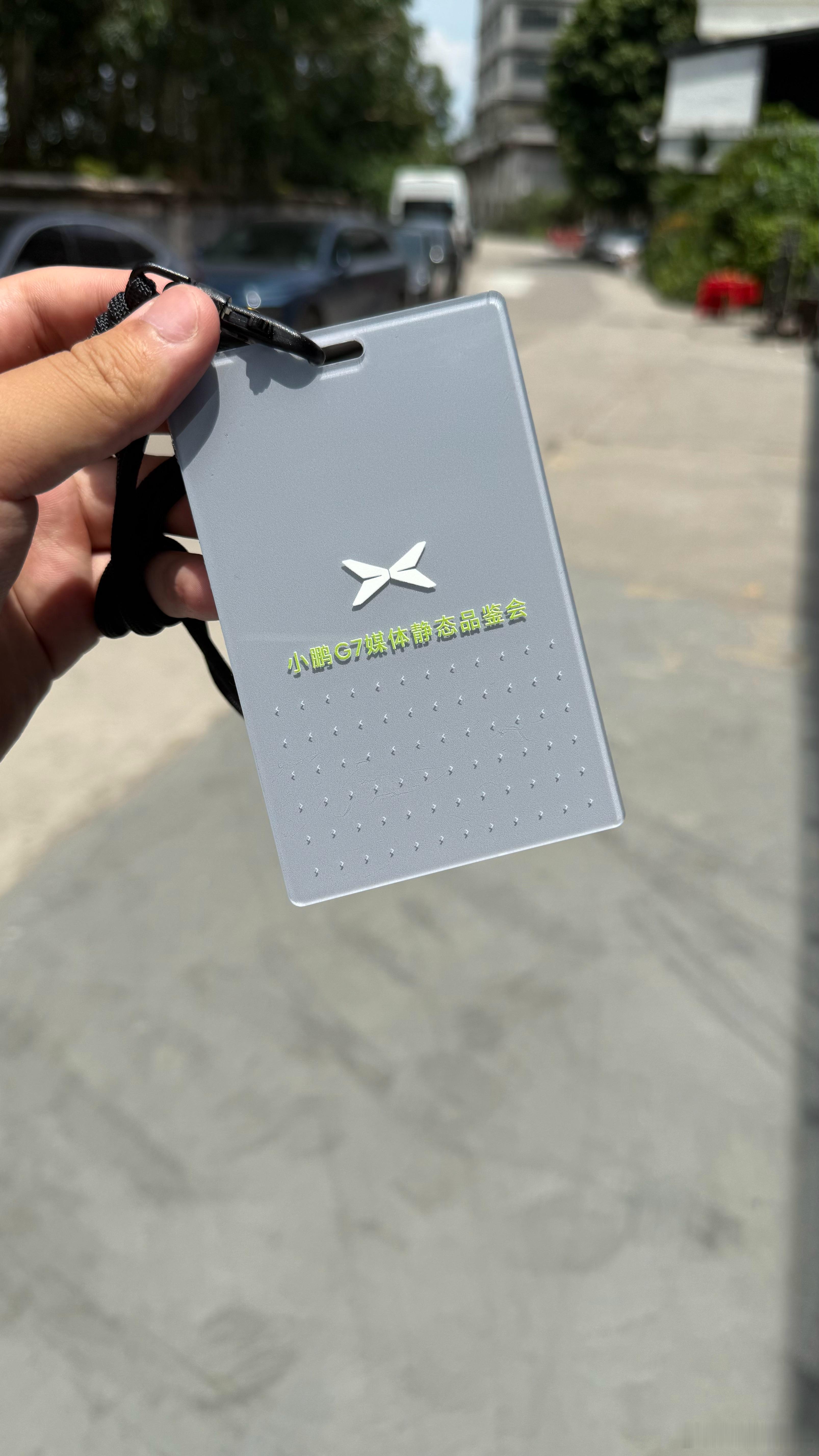 小鹏G7是空间怪兽本来这周准备订一台P7+[捂脸哭]刚才看了G7有点犹豫了，空间