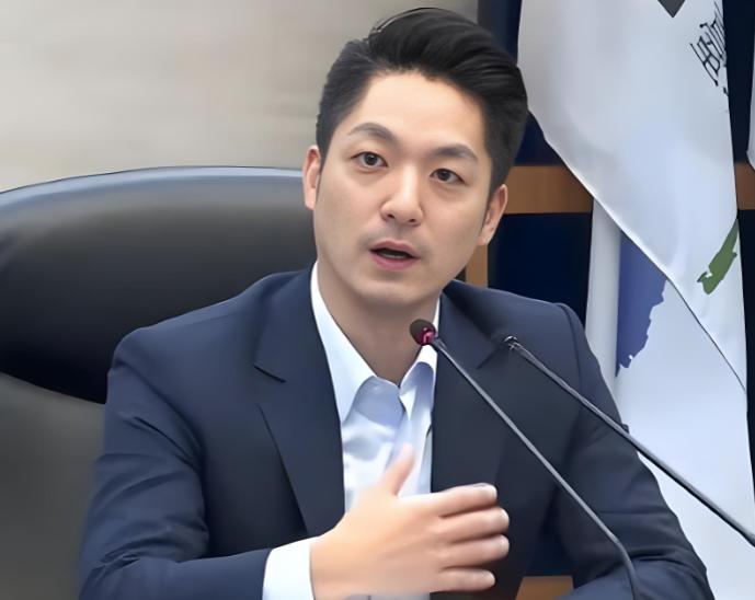 台北市长蒋万安发布声明，2月5日，针对中国大陆文旅部4日宣布开放上海居民至金