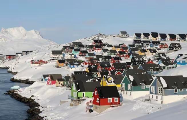 ​如果北约解散了，俄罗斯相对来说是比较开心的。由于格陵兰岛的问题上美国要强行占有