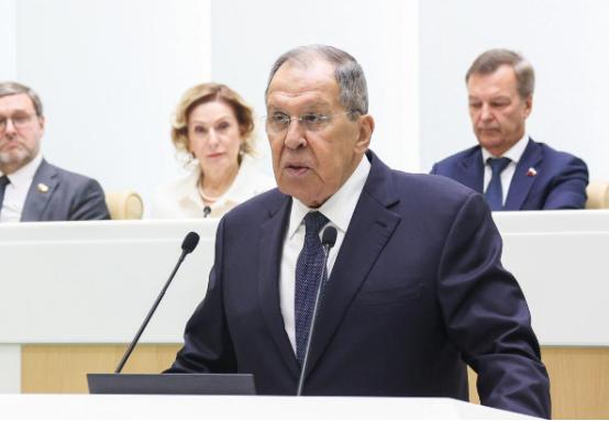 拉夫罗夫表态：如果台湾海峡局势有变化，俄罗斯将支持中国12月28日，俄外交部长