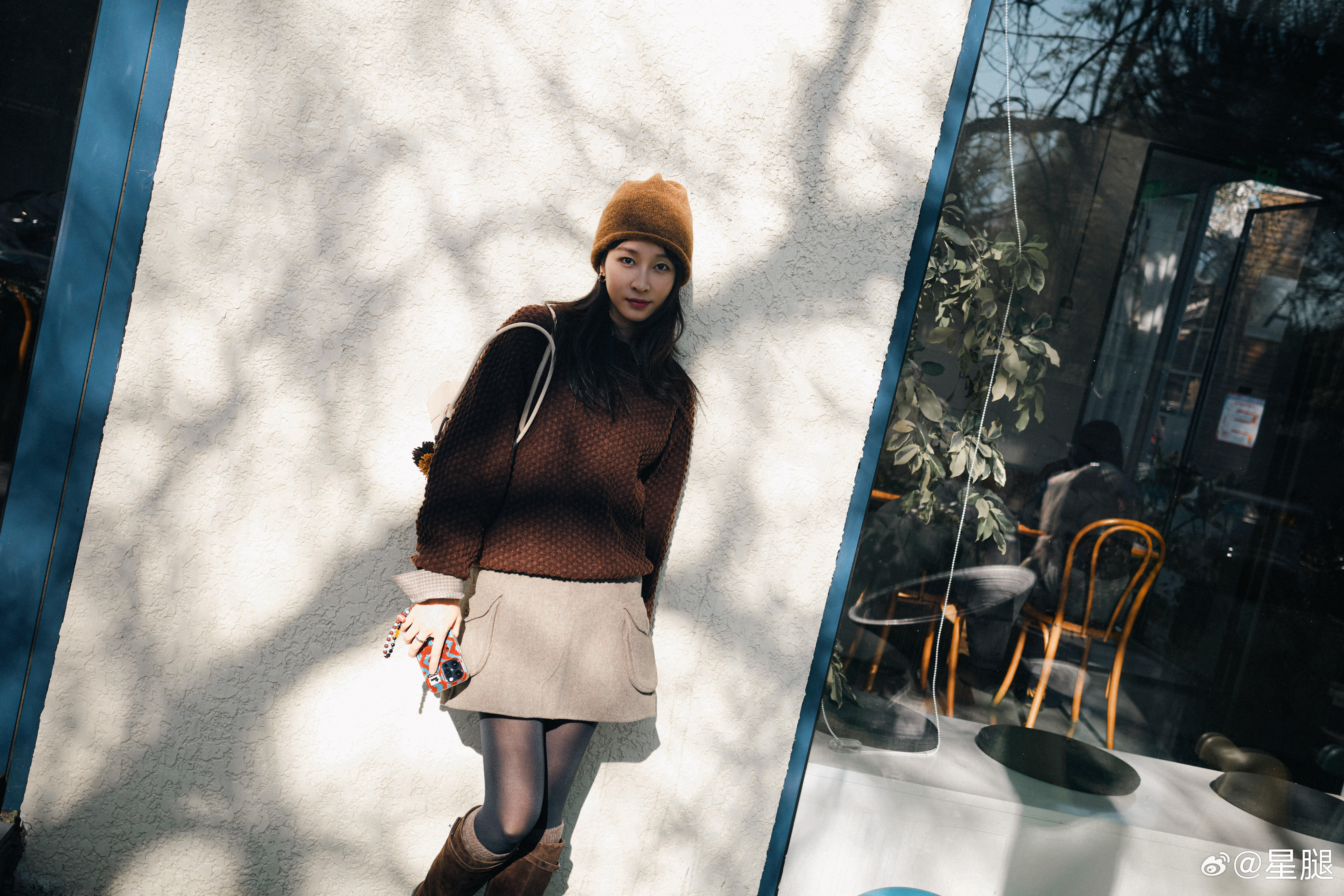 吕星辰🖤冬季美拉德穿搭黑丝