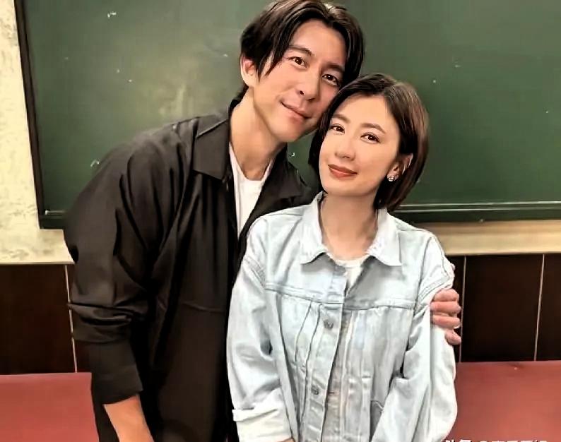 贾静雯今晚估计要哭了，原因很简单，不出意外的话，她老公修杰楷要进去了。修杰楷