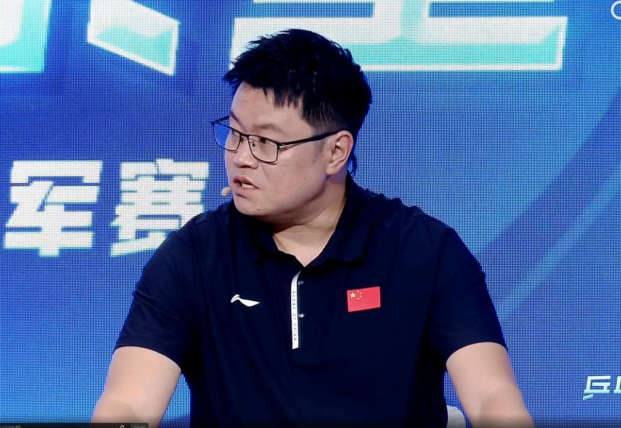 陈熠为何被张本美和3:2大逆转，侯英超为何重点说了：裁判给两张黄牌，该怎么适应？