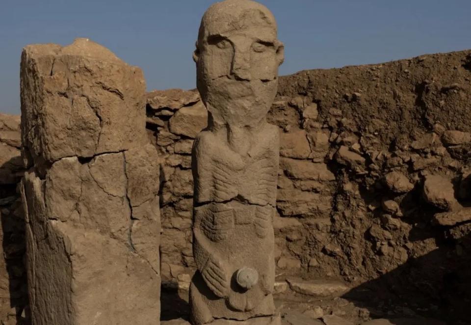 土耳其出土1.1万年人骑豹石雕！早期定居聚落再添铁证考古圈这两天被一条消息刷