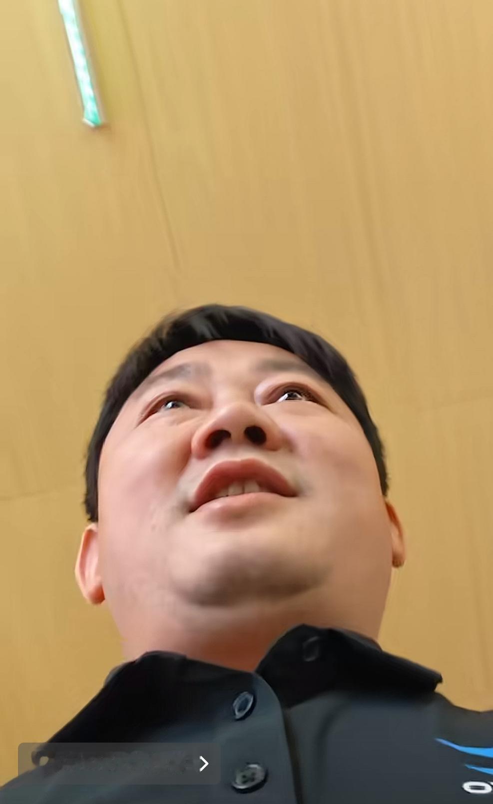 张雪到访北京阿里总部，一句话就把阿里员工逗笑了。6月10日，张雪机车创始人张
