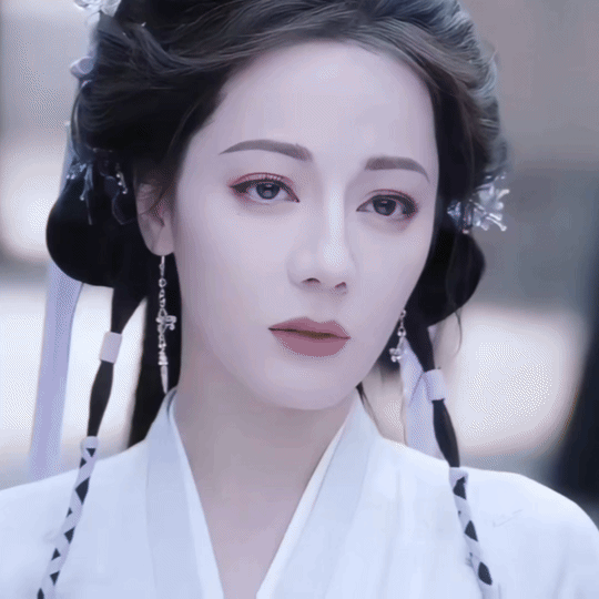 你们管这个叫五感皆失？？？我硬是没看出来，他哪里缺失了！！！编剧能动动脑子吗，左