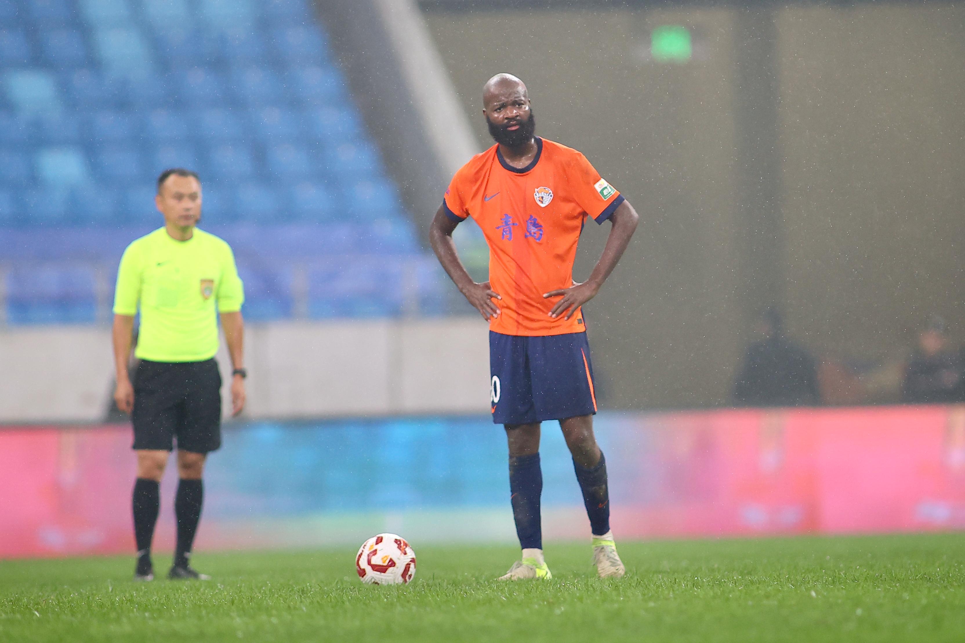 兰克尔-泽: 海牛想续约, 但我不想留在欠很多工资的俱乐部