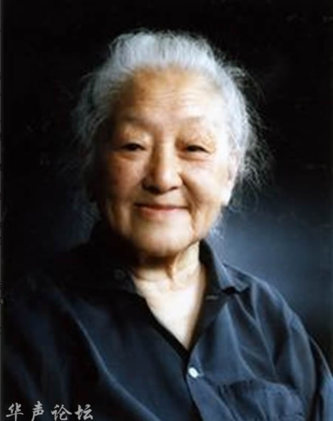 1978年12月，北京西单菜市场里发生了一件小事，一位穿着补丁棉袄的老太太在冬笋