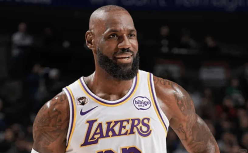 湖人逆转独行侠！狮王詹可怕的一战！太传奇了，在比赛最后阶段湖人落后13分，而且时