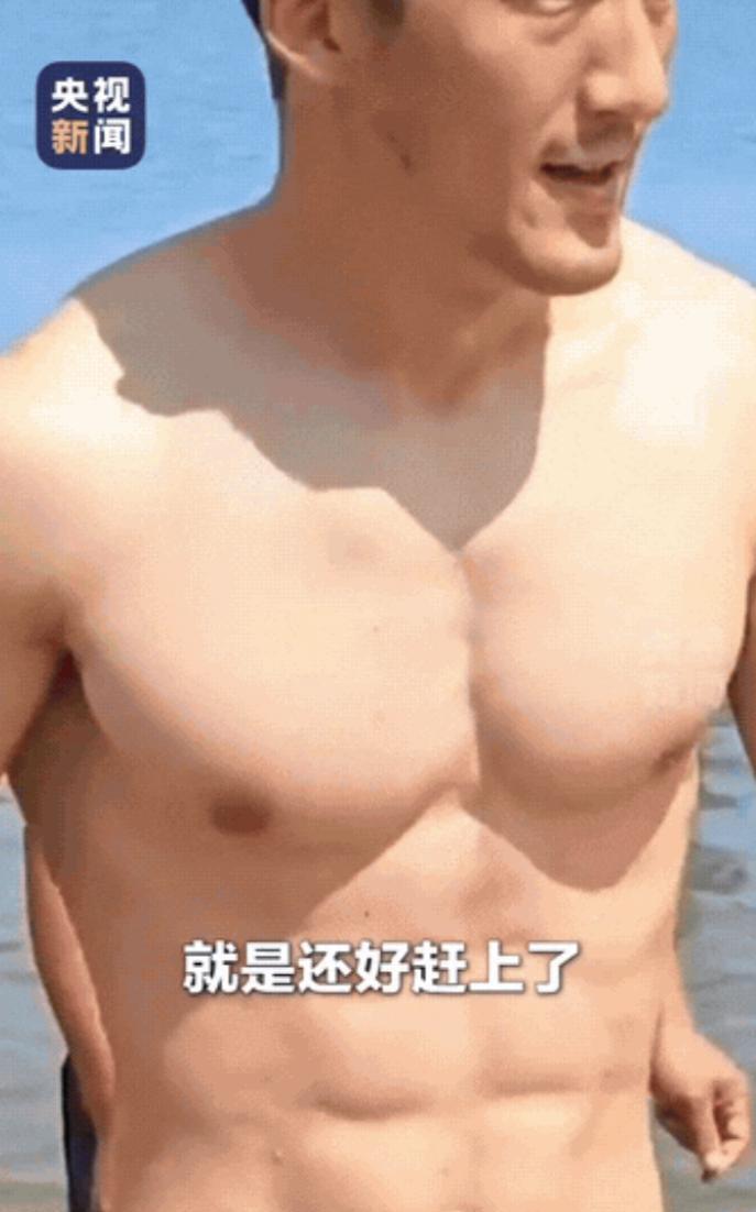 那个勇救落水男孩的“肌肉男”找到了，他的两个身份都不一般。最近，辽宁大连海边发