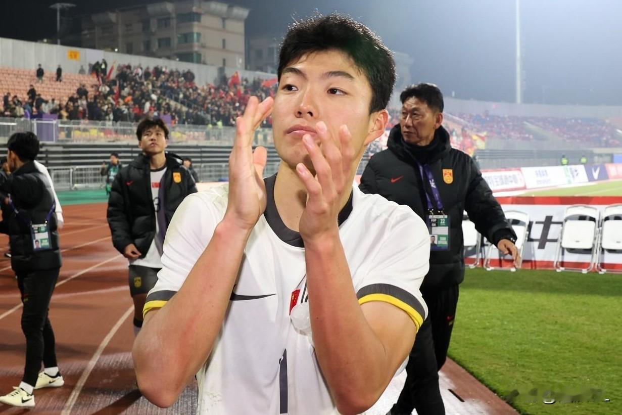 何思凡的关键进球助力国少晋级世少赛，算彻彻底底一扫阴霾，也让不少人变得沉默了。