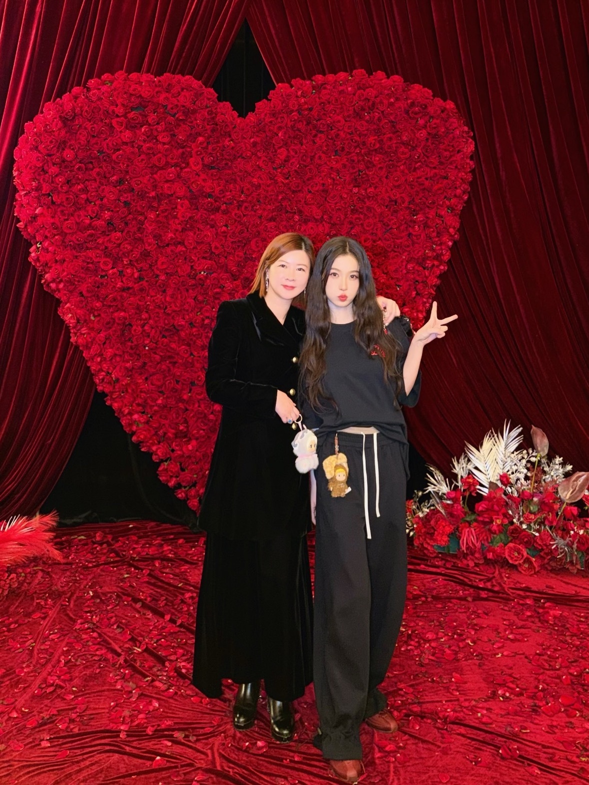 杜华小红书更新虞书欣全开麦