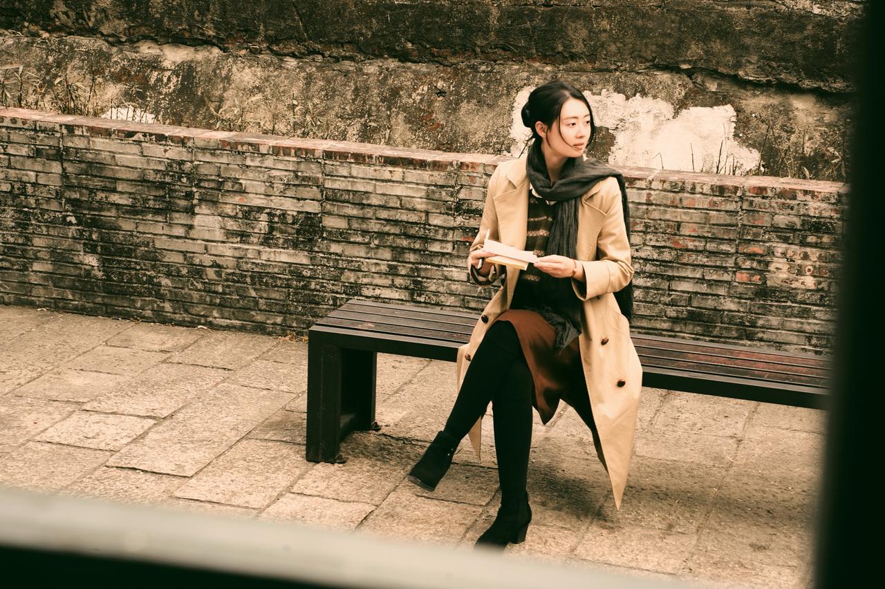 电影感旧照火车站深圳约拍氛围感素人街拍