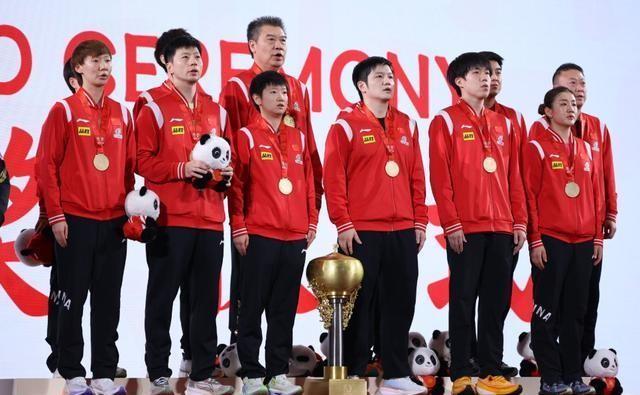 打死没想到！乒坛第一混双莎头组合拿遍冠军，背后却被密集赛程熬到伤病复发还遭网暴？