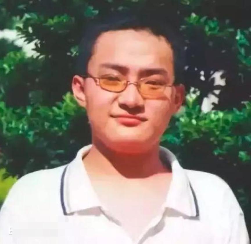 孙宇晨真是个狠人！他高中时学习成绩也就能上个三本学校，他却想凭一篇作文就想上北大