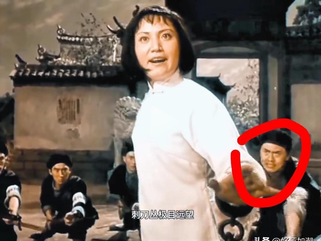 谁能想到，当年样板戏里那个被家丁押着的“革命女神”，十年后竟成了要吃唐僧肉的白骨