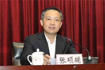 张硕辅在云南任职情况任职时间：2015年4月—2016年12月职务：云南省委常委、省纪委书记2016