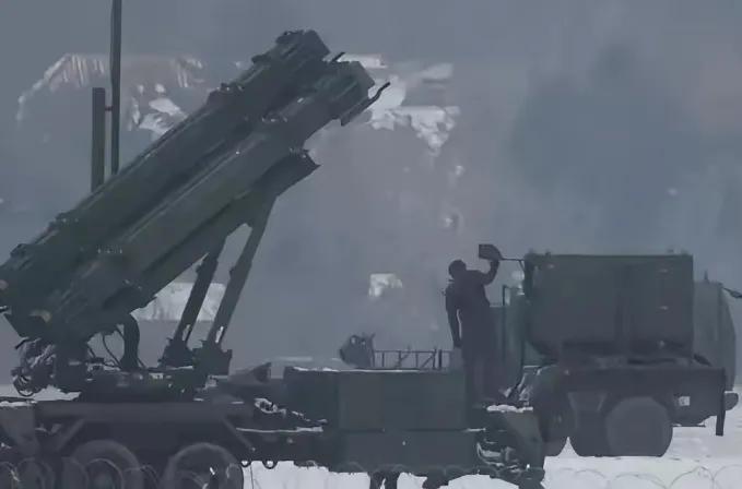 德国这是在自取灭亡啊！德国不停向乌克兰提供“金牛座”巡航导弹，使得俄罗斯不得不