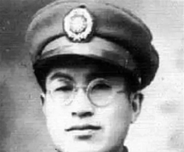 原国民党整编第83师师长李天霞，上世纪60年代初在台湾岛内犯下诱奸、诈骗等刑事案
