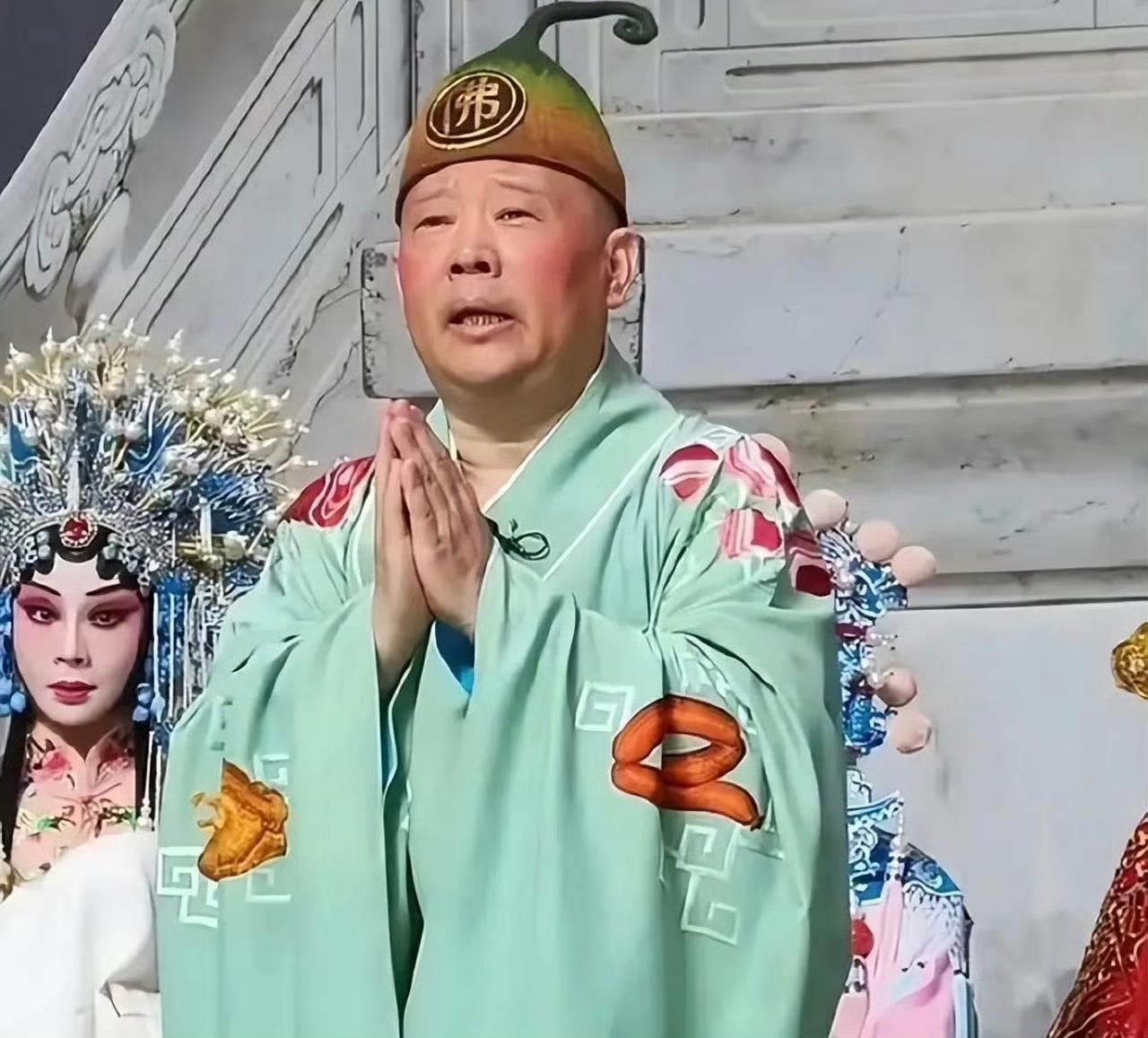 我从来不听郭德纲，没什么感觉。但是希望举报的事能大事化小演艺圈需要整顿，通过