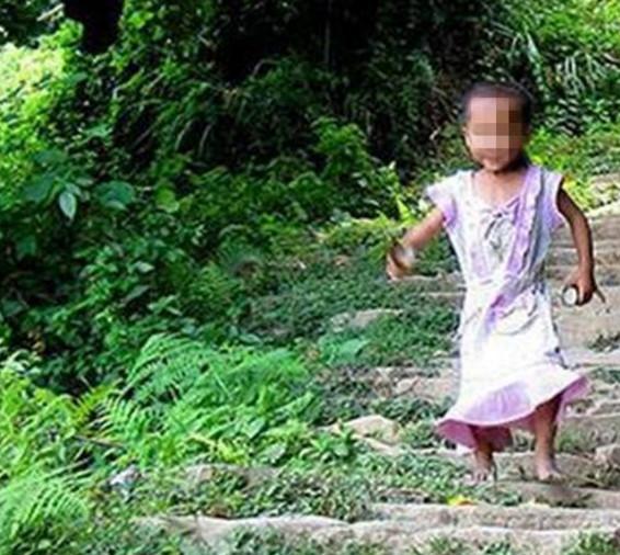 妈妈太偏执求女不得反把儿子作闺女, 老师发现真相后吓懵了, 这个妈妈的心真大