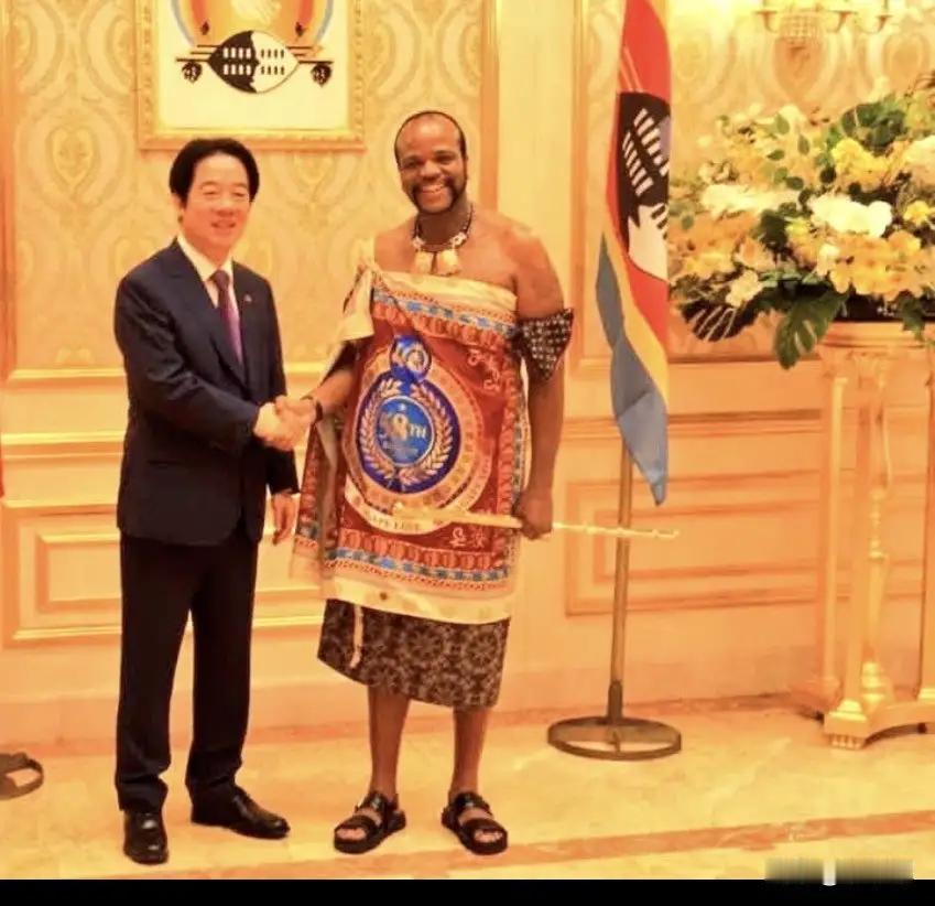 南部非洲小国斯威士兰，严格来说，就不能算是一个国家，一万多平方公里，120多万人