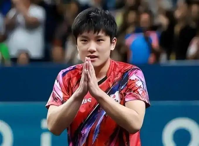 最新战报刚刚结束了一场WTT重庆冠军赛男单1/4决赛，男单4号种子、世界排名第