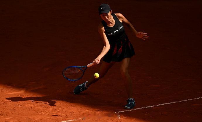 张帅结束单打6连败获马德里开门红WTA1000马德里站首轮，张帅以6-46