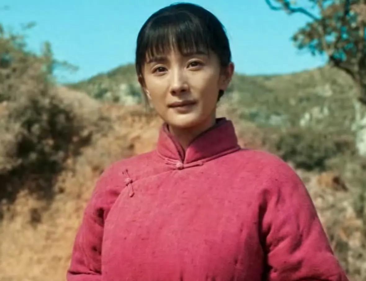 85花总能播一部剧立马回血刘诗诗生完孩子复出与倪妮合作的《流金岁月》云合集均