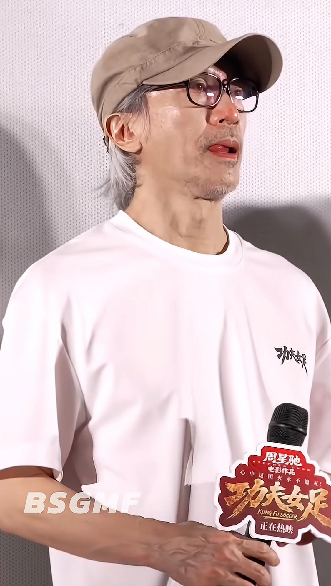 周星驰真的是在香港呆久了，对自己在内地的受欢迎程度一无所知。几天路演下来，肉眼可