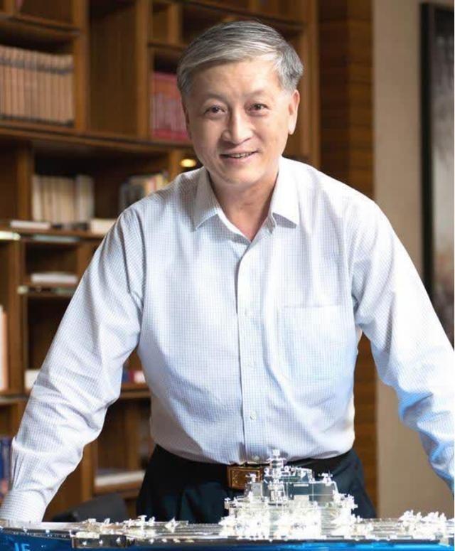 当年,中国收购航空母舰“瓦良格号”后,乌克兰真的把图纸放在航母里了吗?多年后,一