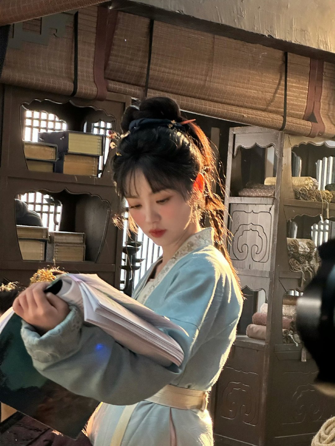 田曦薇长玉腮红妆花絮图田曦薇长玉腮红妆live图好可爱我们长玉腮红妆还有花絮