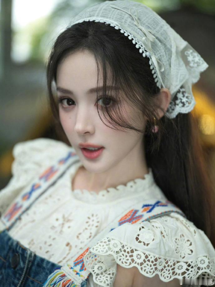娜扎自曝开机前被换角多有实力多有底气的女演员才能代替这张脸啊……一般电视剧都进行