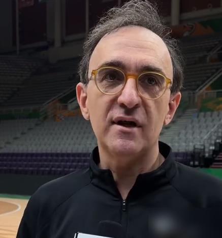 别再说辽宁队签的是“便宜货”了。看看这俩新援交的答卷：哈维，首秀15分，