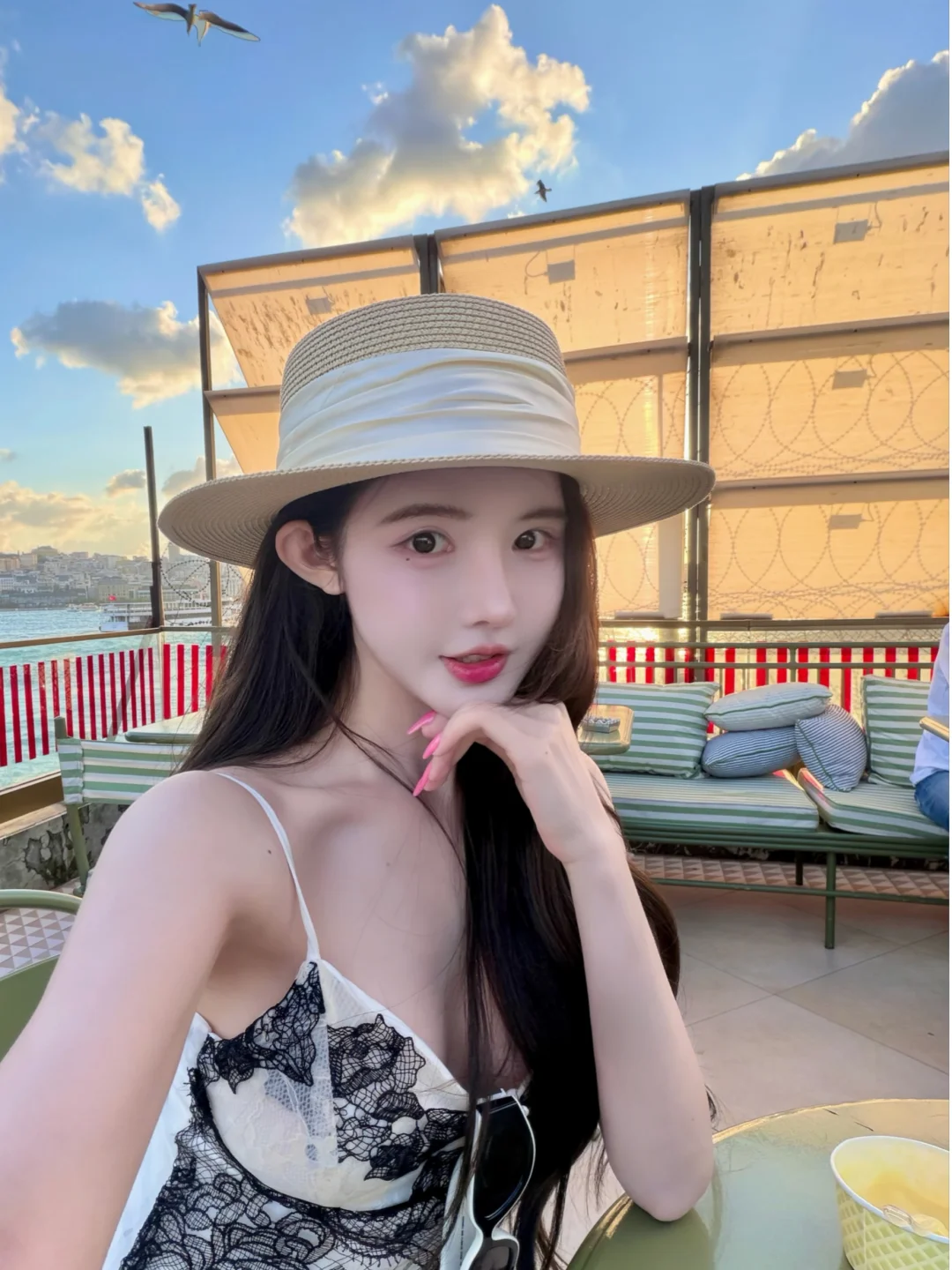 🚢 🌊