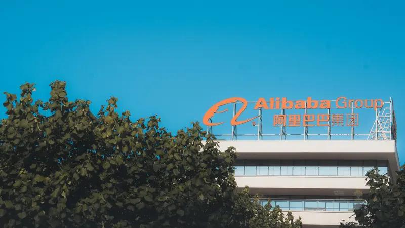 看到最新富豪榜，马云跌出前十了。虽说跌出前十，但人家还有290多亿的身价呢，这