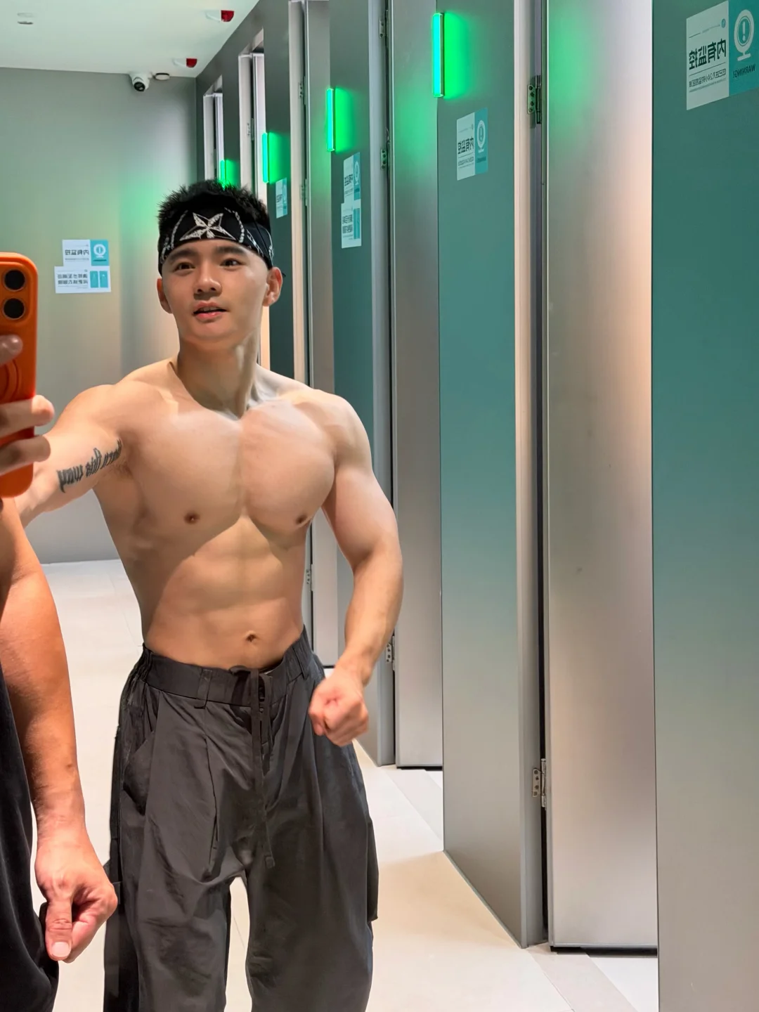 你选左边还是右边