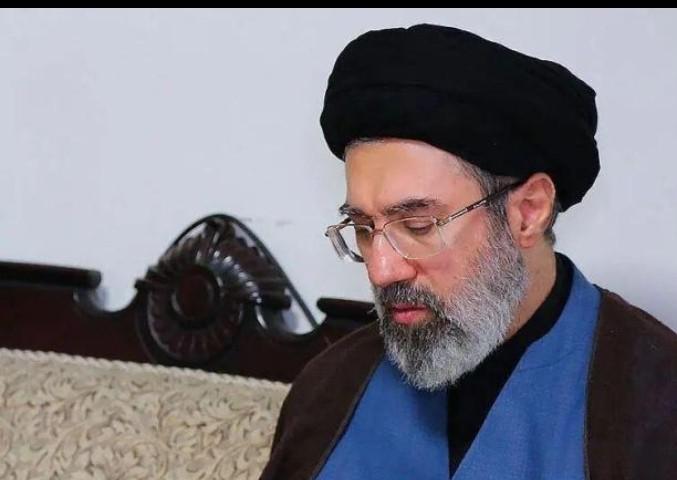 中方硬气出手！伊朗绝境逢生，霍尔木兹海峡博弈美国碰了一鼻子灰。4月27号联合