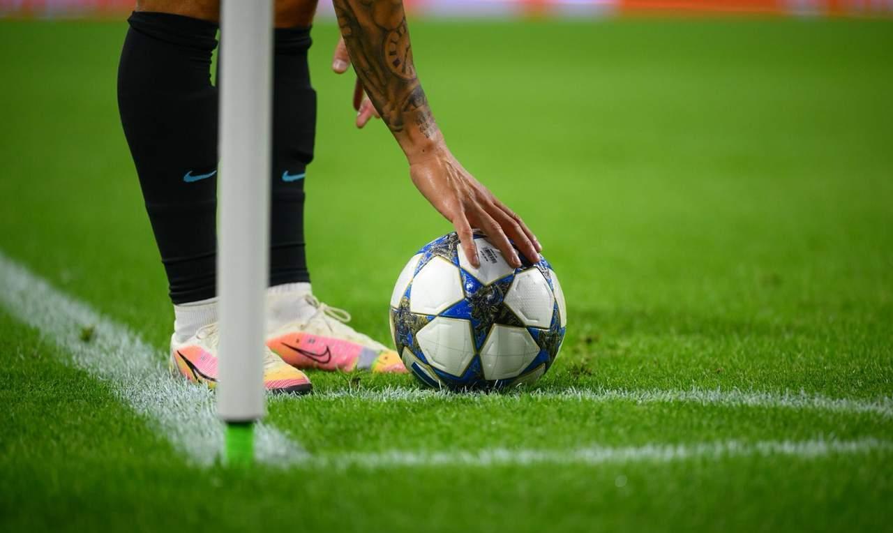 事出蹊跷必有因。小因扎吉经纪人的逻辑有点问题，在欧冠决赛之前，小因的老婆就已经去