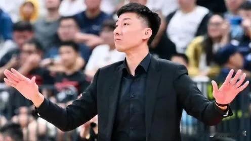 第六个！北京时间1月22日下午，四川男篮官方宣布主教练韩硕辞职的消息，他也成为本