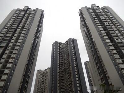 全国房价止跌信号出现2025年小阳春的时候，全国房价也有过一波止跌上涨。当时