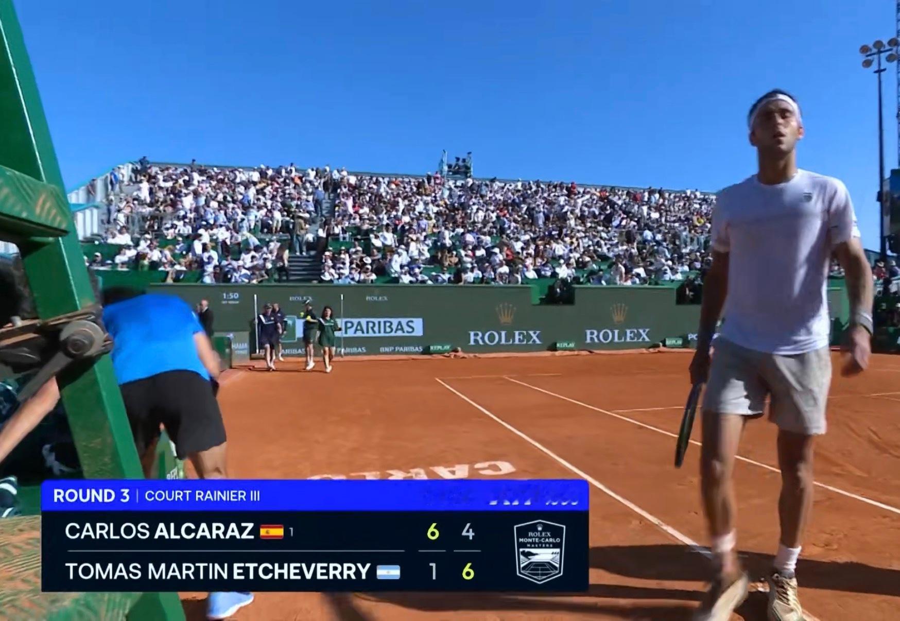 蒙特卡洛1000赛也是三盘的剧本，阿卡与埃切维里进入决胜盘