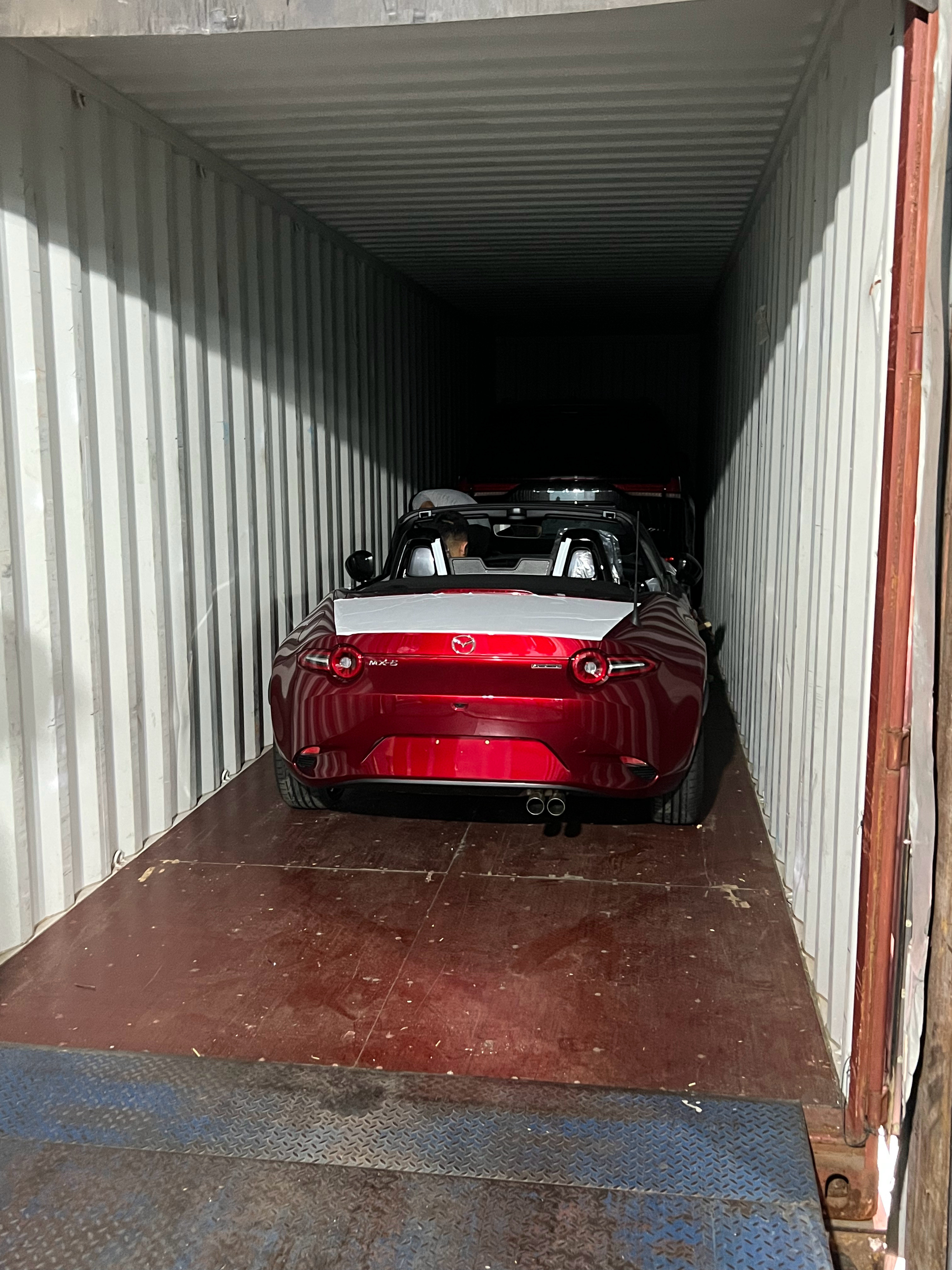 为什么MX-5非常容易运损特别是车门部分，很容易掉漆就是装箱人员懒+犯错成本太