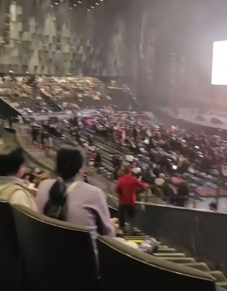 10月19号马健涛武汉演唱会如期举行，武汉演唱会上座率明显不如郑州演唱会，郑州是